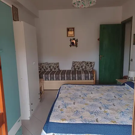 Holiday home Domus Dejanas *